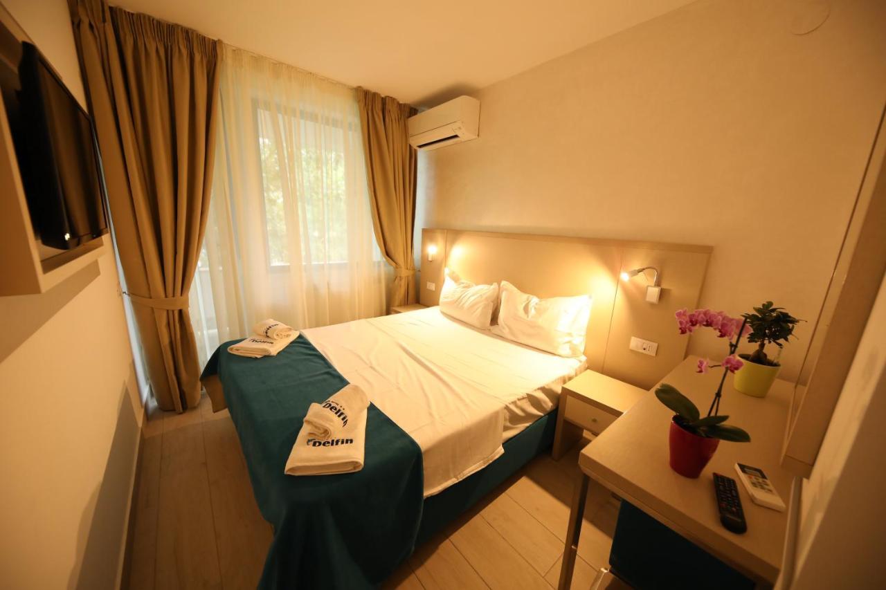 Hotel Delfin Mamaia Buitenkant foto