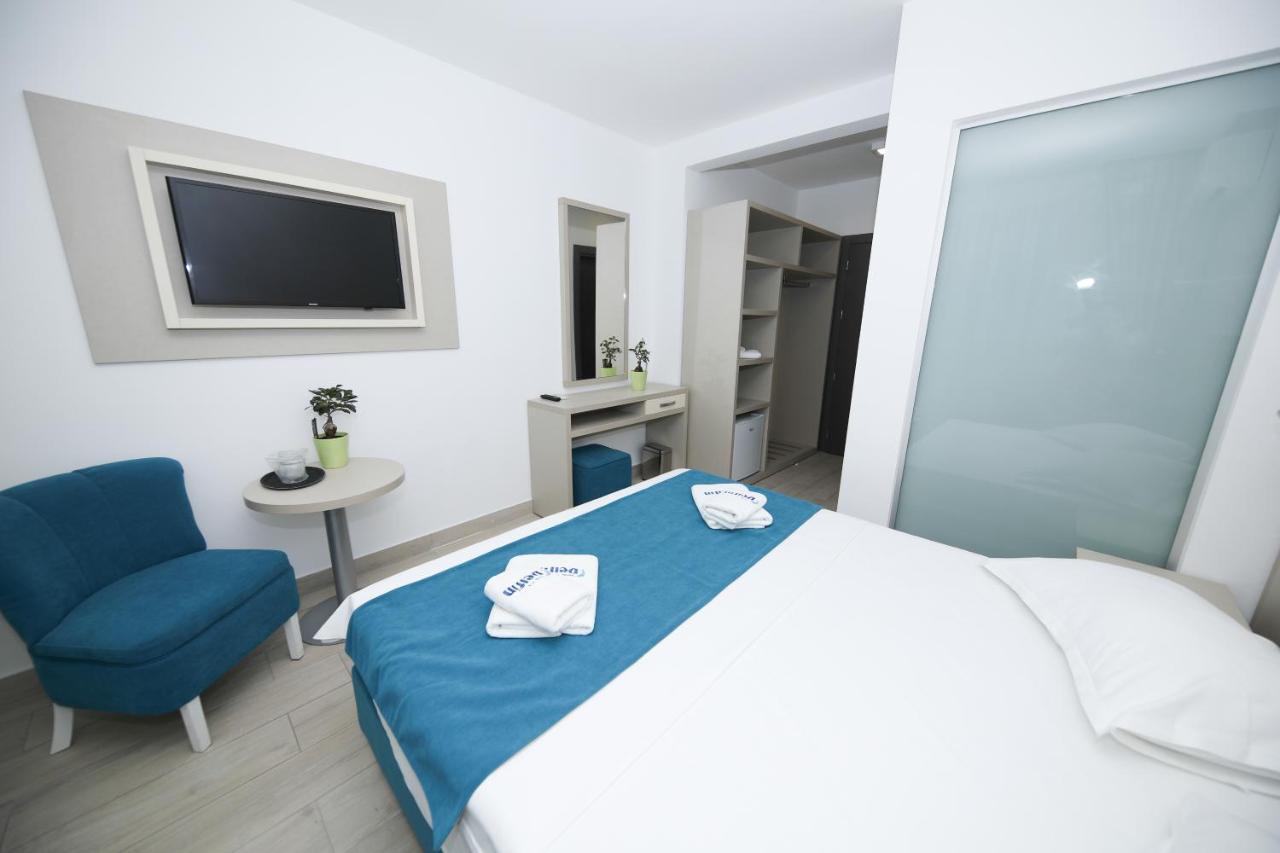 Hotel Delfin Mamaia Buitenkant foto